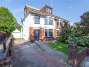 4 bedroom semi detached house to rent