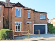 4 bedroom semi detached house to rent