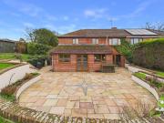 4 bedroom semi detached house to rent