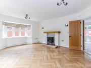 4 bedroom semi detached house to rent