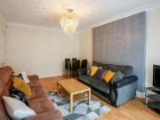 4 bedroom semi detached house to rent