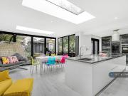 4 bedroom semi detached house to rent