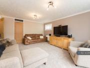 4 bedroom semi detached house to rent