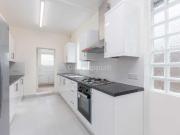 4 bedroom semi detached house to rent