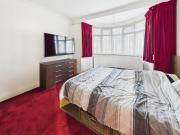 4 bedroom semi detached house to rent