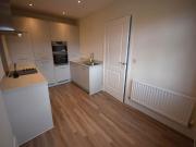 4 bedroom semi detached house to rent