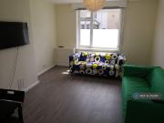 4 bedroom semi detached house to rent