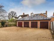4 bedroom semi detached house to rent