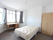 4 bedroom semi detached house to rent