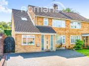 4 bedroom semi detached house to rent