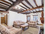 4 bedroom semi detached house to rent