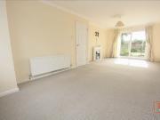 4 bedroom semi detached house to rent