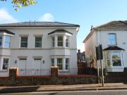 4 bedroom semi detached house to rent
