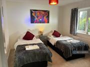 4 bedroom semi detached house to rent