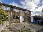 4 bedroom semi detached house to rent