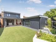 4 bedroom semi detached house to rent