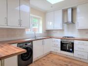 4 bedroom semi detached house to rent