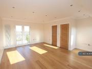 4 bedroom semi detached house to rent