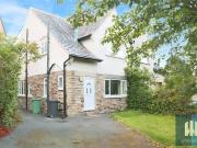 4 bedroom semi detached house to rent