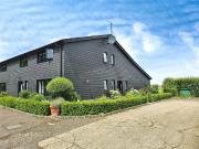 4 bedroom semi detached house to rent