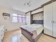 4 bedroom semi detached house to rent