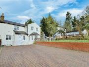 4 bedroom semi detached house to rent