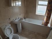 4 bedroom semi detached house to rent