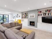 4 bedroom semi detached house to rent