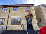 4 bedroom semi detached house to rent