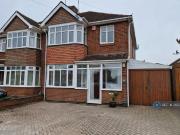 4 bedroom semi detached house to rent