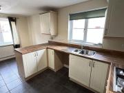 4 bedroom semi detached house to rent