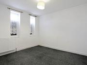 4 bedroom semi detached house to rent