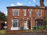 4 bedroom semi detached house to rent