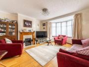 4 bedroom semi detached house to rent