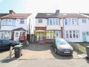 4 bedroom semi detached house to rent