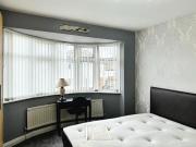 4 bedroom semi detached house to rent