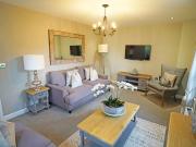 4 bedroom semi detached house to rent