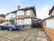 4 bedroom semi detached house to rent