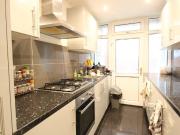 4 bedroom semi detached house to rent