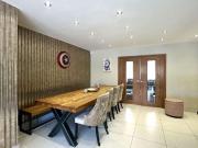 4 bedroom semi detached house to rent