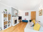 4 bedroom semi detached house to rent