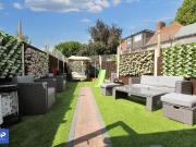 4 bedroom semi detached house to rent