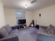 4 bedroom semi detached house to rent