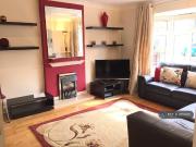 4 bedroom semi detached house to rent