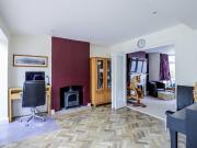 4 bedroom semi detached house to rent