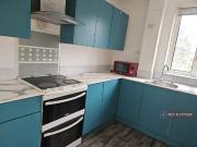 4 bedroom semi detached house to rent