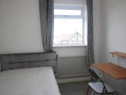 4 bedroom semi detached house to rent
