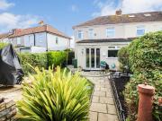 4 bedroom semi detached house to rent