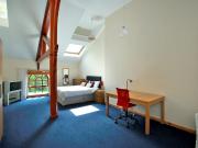 4 bedroom semi detached house to rent