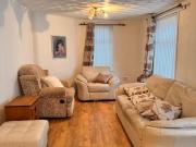 4 bedroom semi detached house to rent